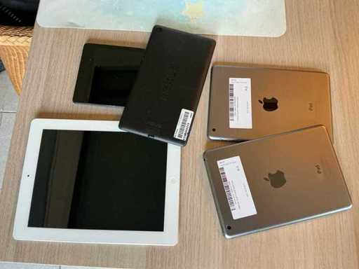 Beaucoup de vieilles tablettes – iPad et Nexus – pour les anciennes versions iOS/Android – sans câbles (5x)