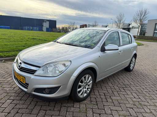 Opel Astra 1.6 Temptation , 60-HTD-8