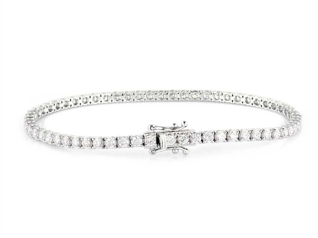 14 KT White gold Bracelet With 3.54Cts Lab Grown Diamond