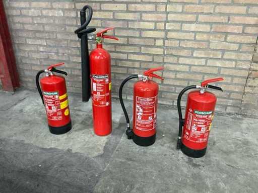 Feuerlöscher (4x)