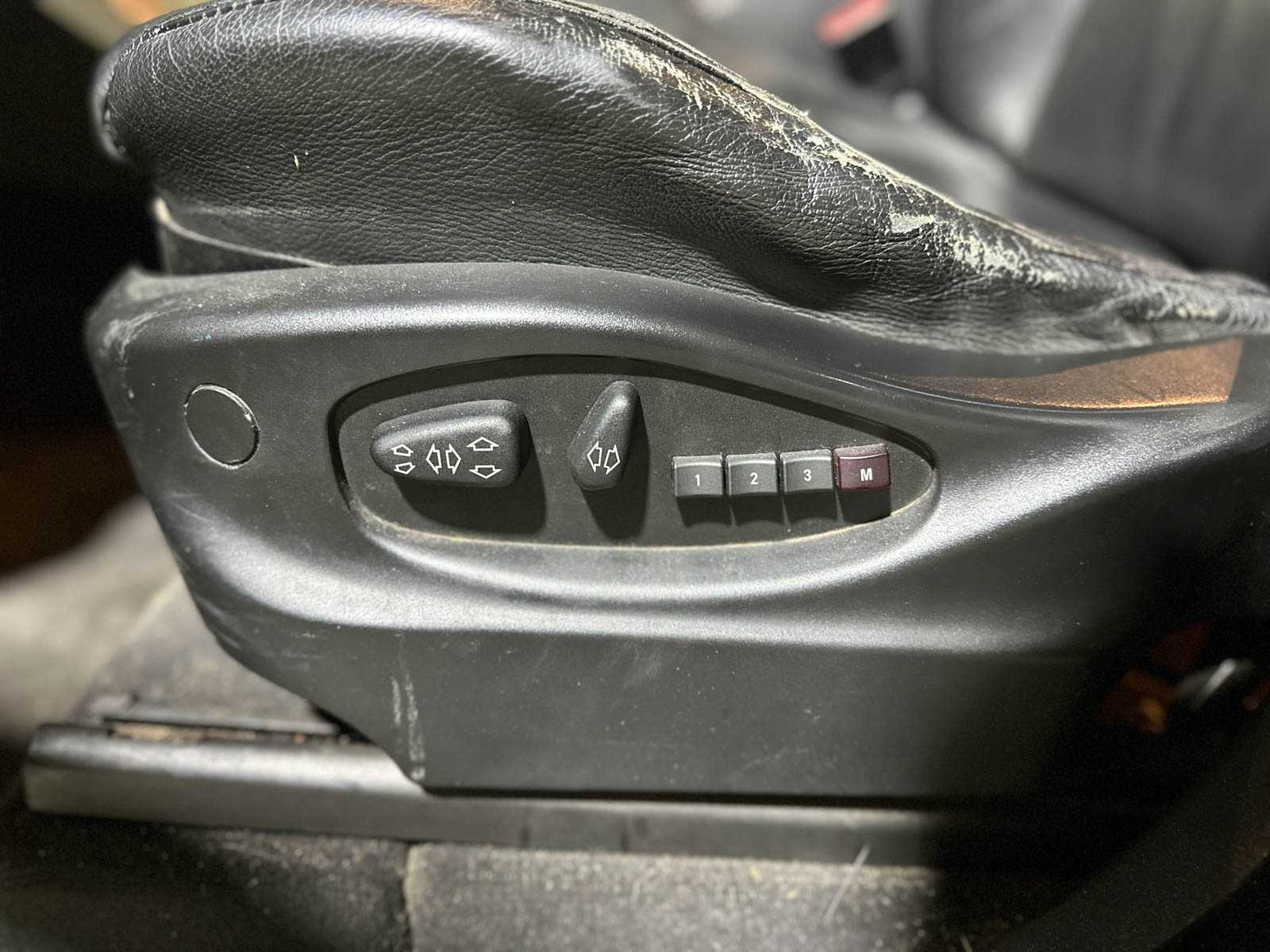 BMW X5 3.0i Executive 231hp 2002, 98-JX-JV Youngtimer