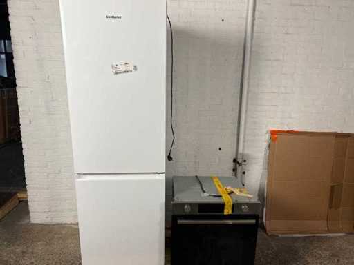  SAMSUNG RB3CT602EWW Inbouwkoelkast- Samsung NV7B41301AS | Inbouw Hetelucht Oven