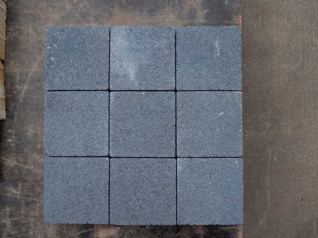 Concrete blocks for the garden 20,2m²