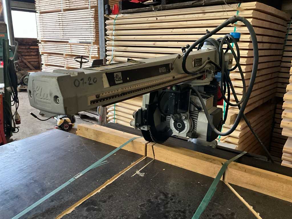 Elu 1251 radial store arm saw