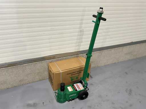 Jungwille - 2025 - 50-Tone - Jack de garaj