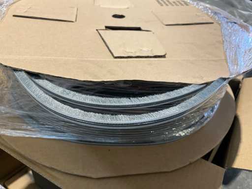 Weather/draught strips for windows and doors on a 350-metre roll (16x)