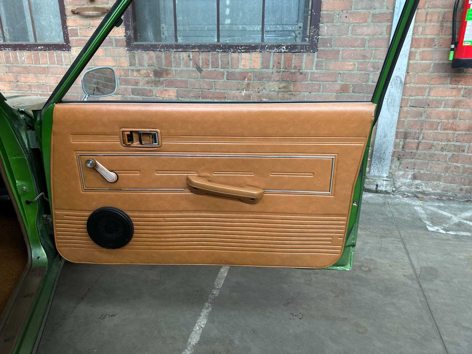 Toyota Carina 1.6 de Luxe 75pk 1976, 98-JU-66