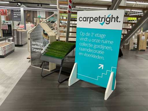 Verschiedene Werkstattmöbel