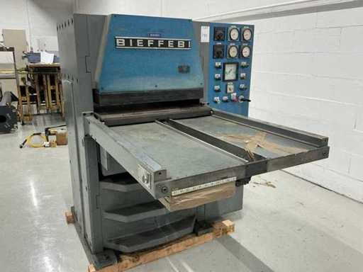 Bieffebi Het vormen pers