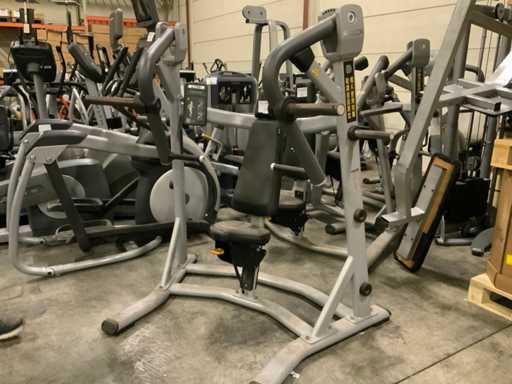 Precor plate loaded 50mm chestpress Krachtstation