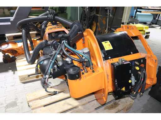 KUKA KR 125/2 Industrial Robot 