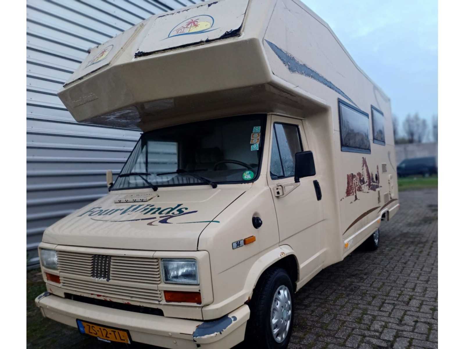 Personen- en bedrijfsauto’s, Spijkenisse - Troostwijk