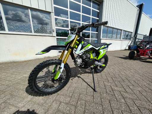 Ultra - 125cc - Motorfiets groen