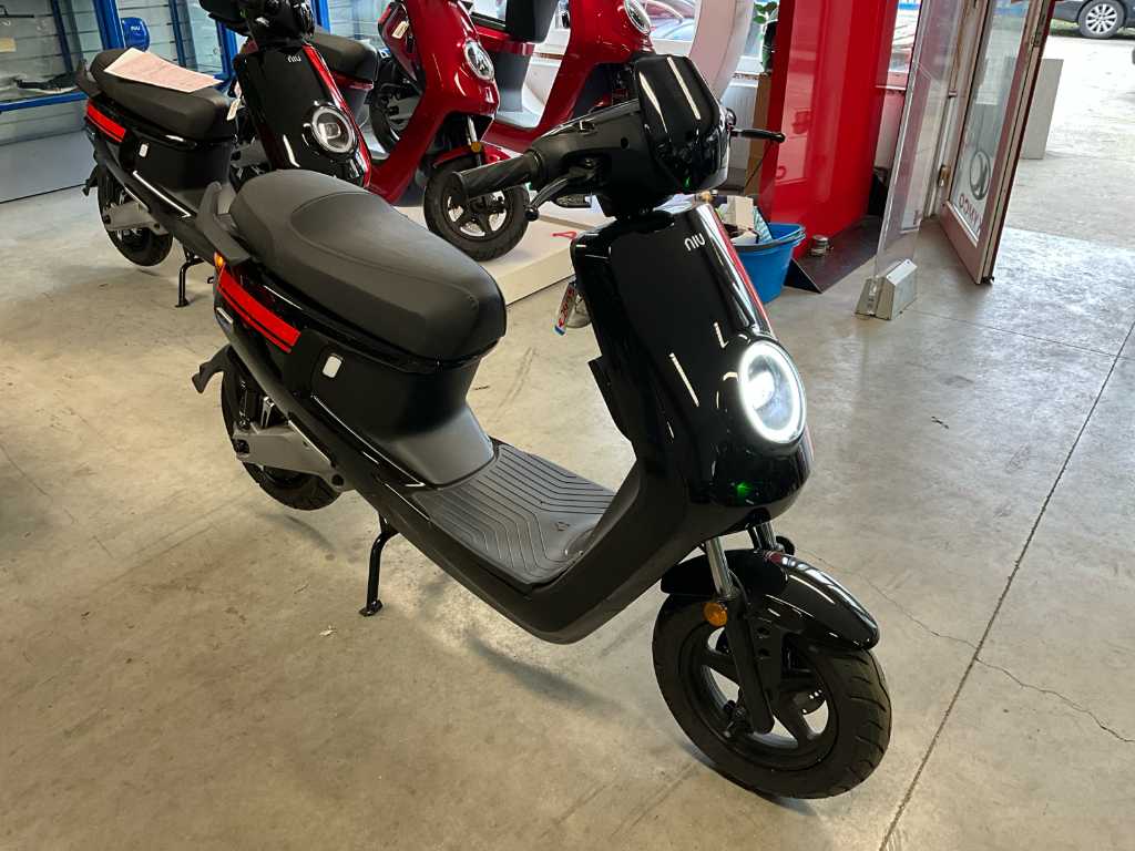 2020 Niu MQi+Sport E-scooter