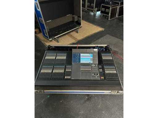 Yamaha - mikser M7CL48 w obudowie - cyfrowy mikser