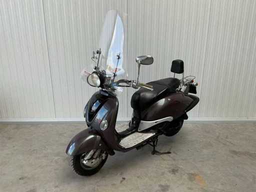 2008 - Benzhou YiYing Scooter Sixties / Retro Scooter