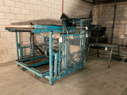 Kistenkantelaar met bunker