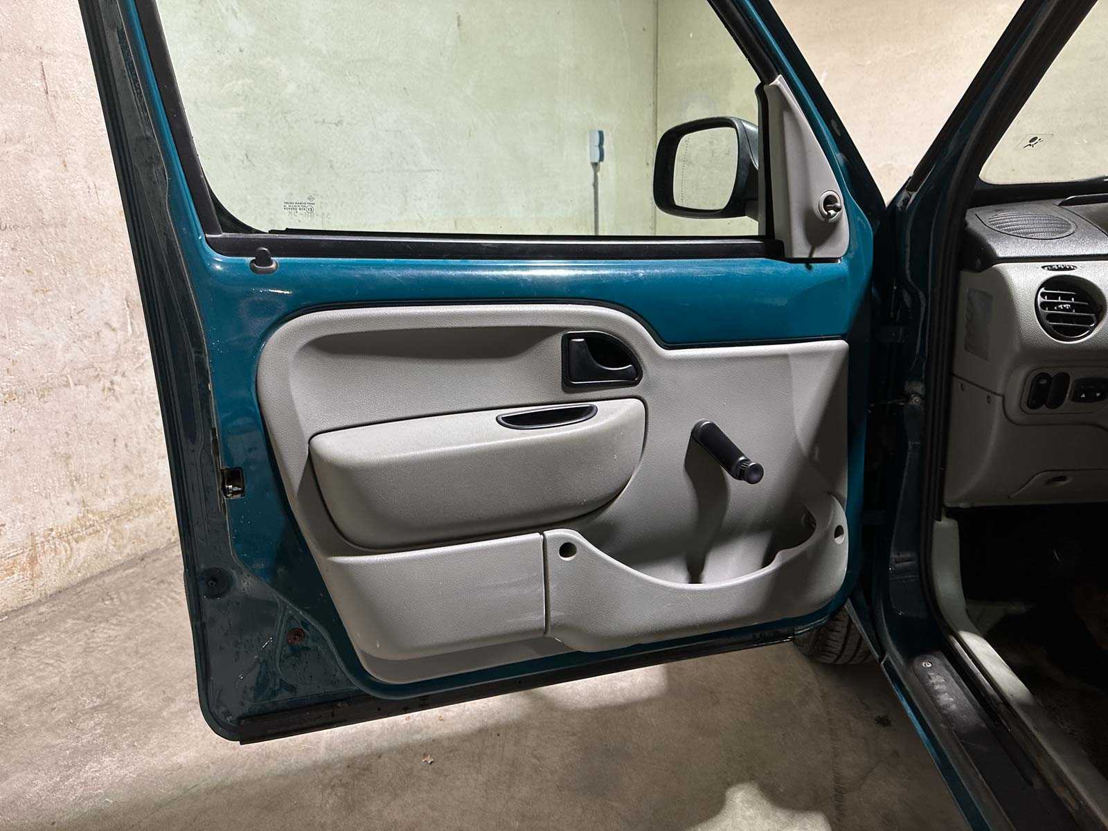 Renault Kangoo Express 1.5 dCi 65 Grand Confort Grand Volume 65pk 2004 (Origineel-NL), 35-BR-JK