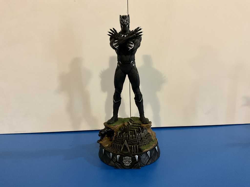 MARVEL Black Panther 1:10 Collectible Figure