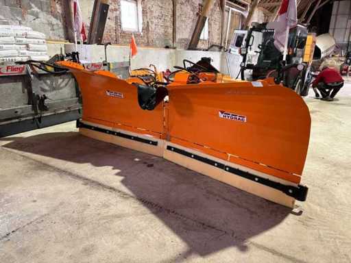 Neuwertiger HYDRAC - VPS 330 V-Pflug - Schneeschieber / Schneeschild