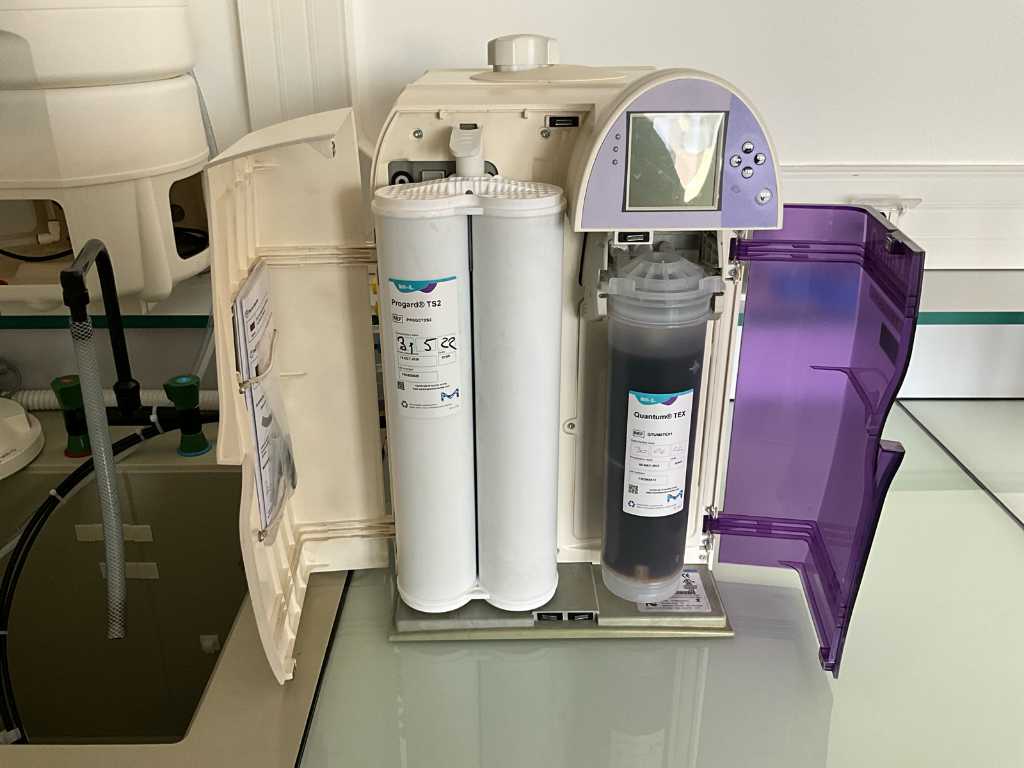 MILLIPORE MilliQ Integral 10 Purified Water System Troostwijk