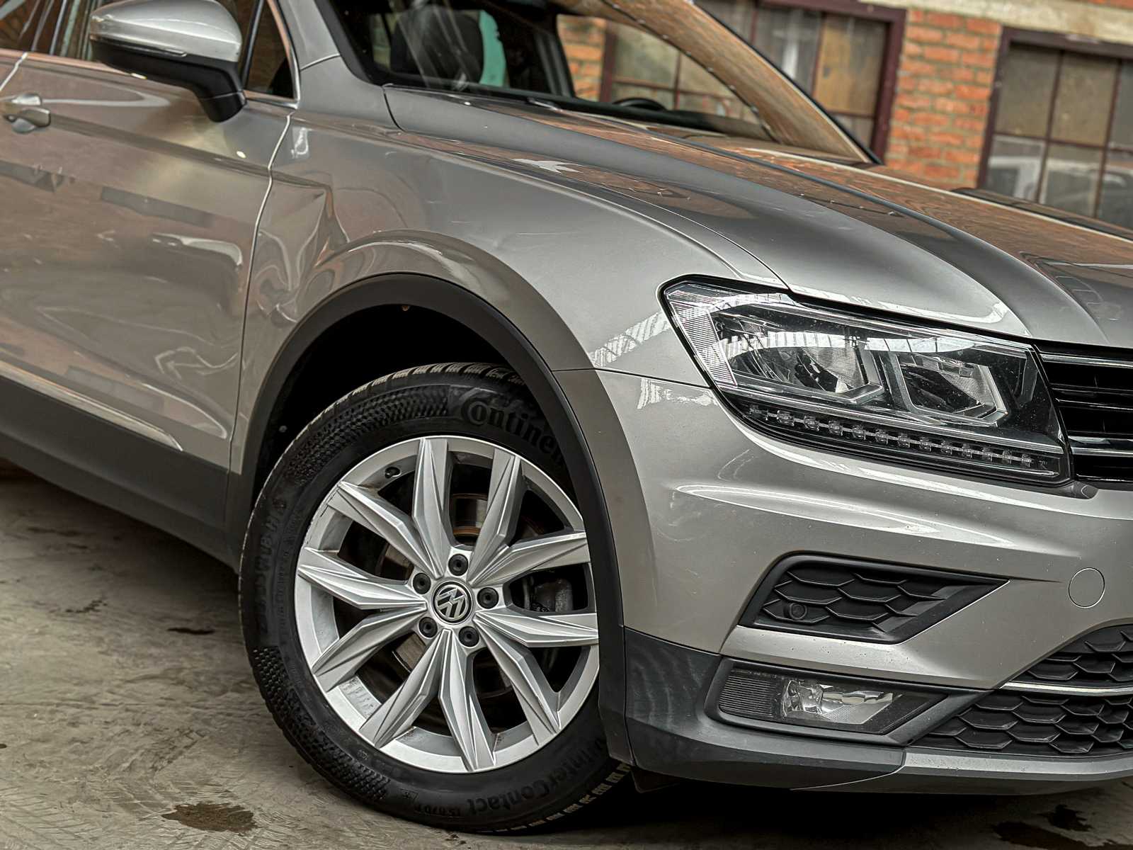 Volkswagen Tiguan 1.4 TSI ACT Highline 148 PS 2018 (Original-NL), RR-501-H