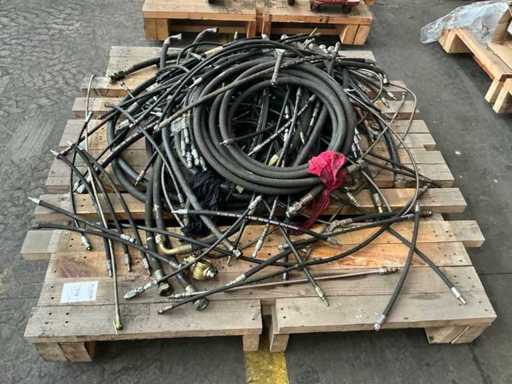 Batch of hydraulic lines