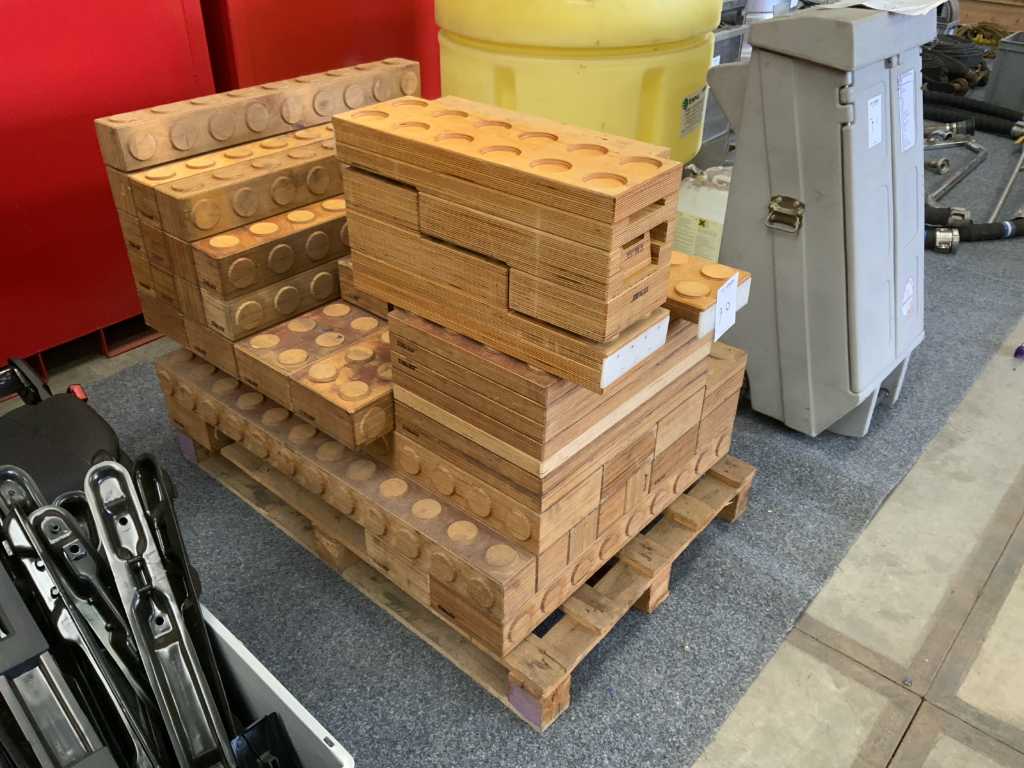 Partij houten stapelblokken