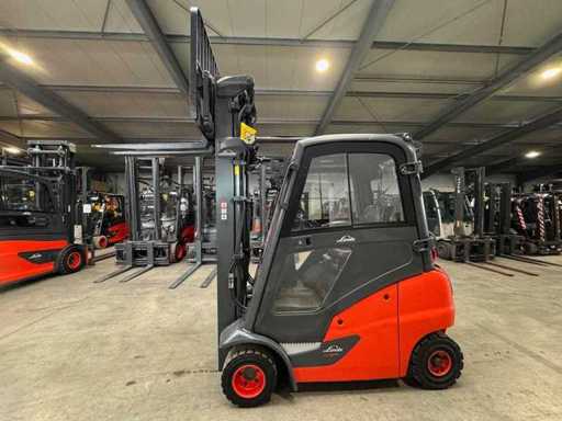2019 Servizio + UVV 02/2027 Linde H18T 1.800kg Triplex 607cm 3.+4. Carrello elevatore a valvole Elevatore a gas 5.177 ore