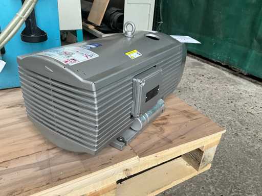 2010 Becker VT4.40 Vacuum Pump