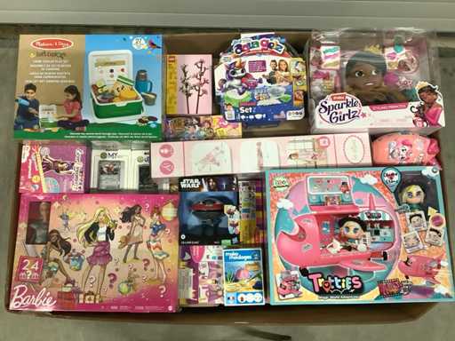 Giocattoli nuovi, inclusi Lego e Pokémon