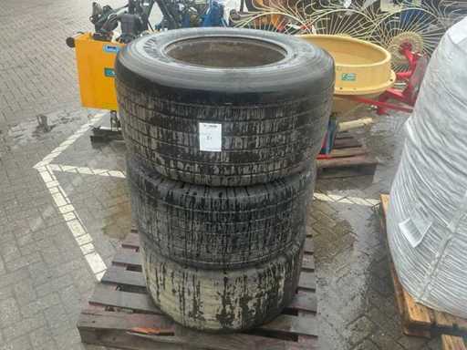 Dunlop SP252 Agricultural tyres (3x)