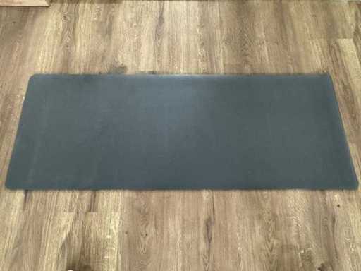 K&D | Yoga mats and VOIP phones