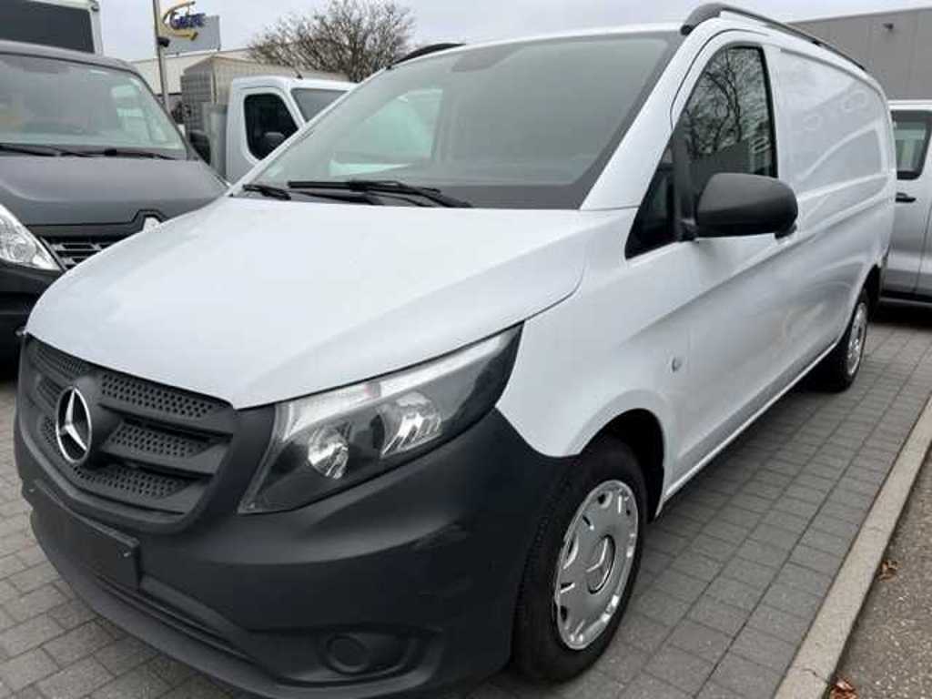 Mercedes-Benz Vito 639/4 Commercial Vehicle