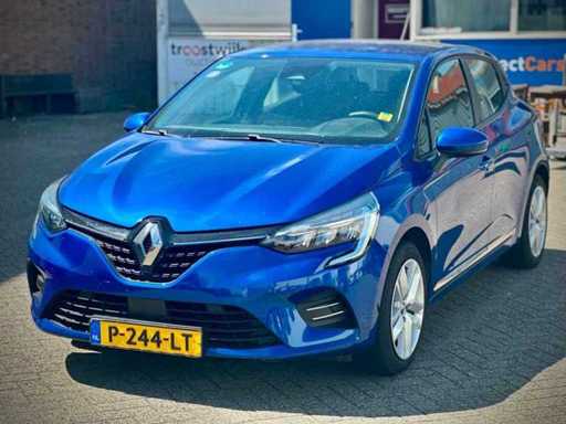 Renault Clio 1.6 ET H 140 a Parigi; P 244-LT