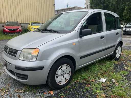 Voiture voyageurs Fiat Panda 2009