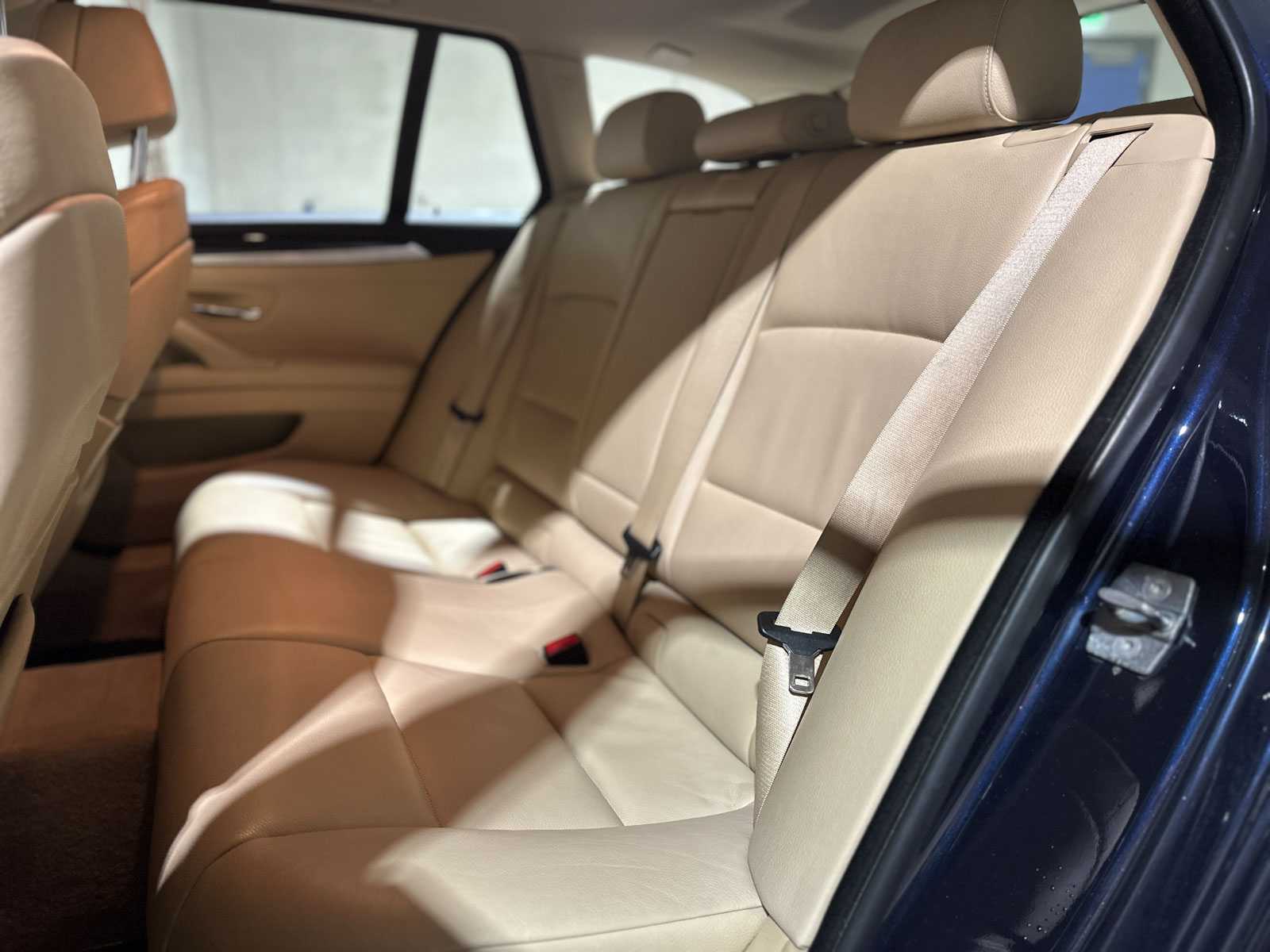 BMW 528xi Touring High Executive 245pk (Origineel-NL) 2012 5-serie, 89-TXH-2