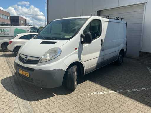 Opel Vivaro Pojazd Użytkowy (VF-076-Z)