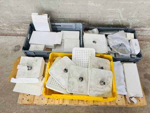 (x40) Doucheaccessoire, douchekop / handdouche, enzovoort