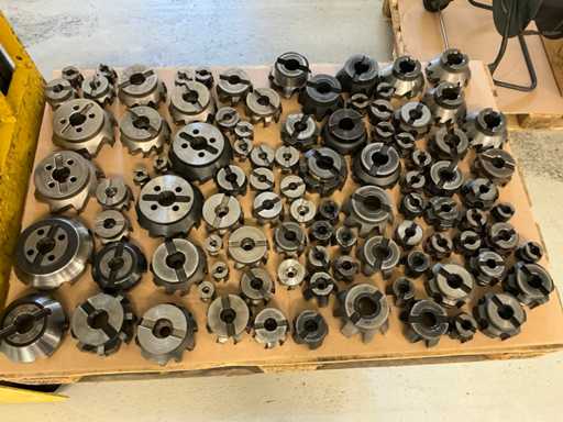 Frezarka do frezowania czołowego z wkładkami indeksowalnymi