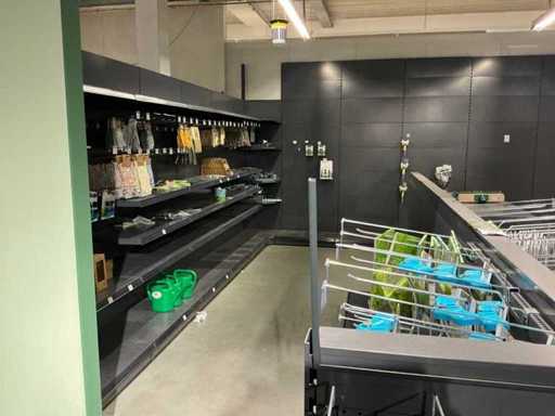 Fête - Divers outils forestiers et de jardin (371x)