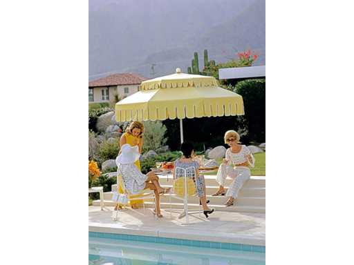 Foto Slim Aarons ‘Nelda and Friends’