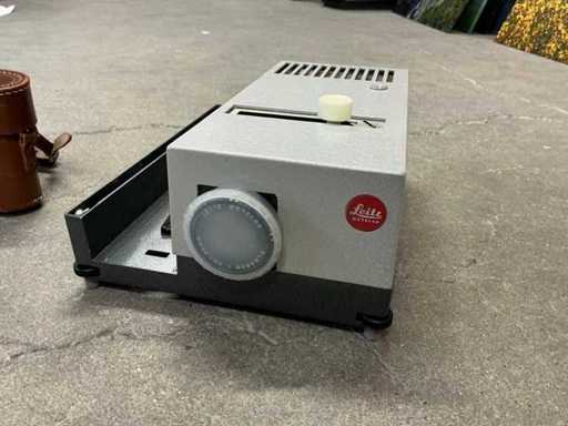 Dispositivo di proiezione Leitz Vintage