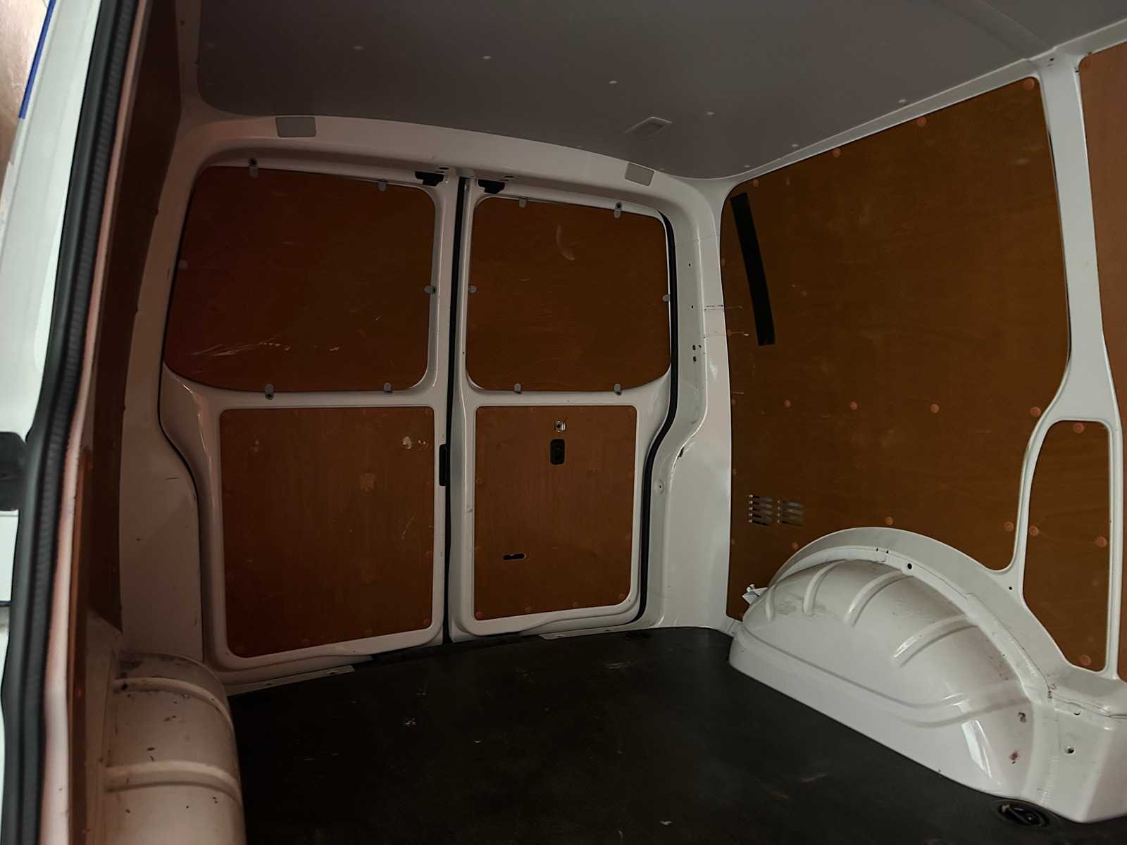 Volkswagen Transporter 2.0 TDI L1H1 28 90pk 2021, VLF-37-F Bedrijfswagen