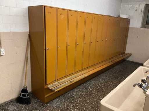 Lockers (2x)