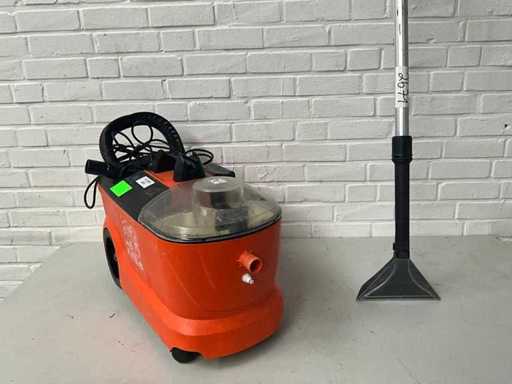 Kärcher Puzzi 10/1 Washing Vacuum Cleaner