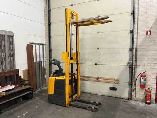 2011 Jungheinrich ERC212 Stacker