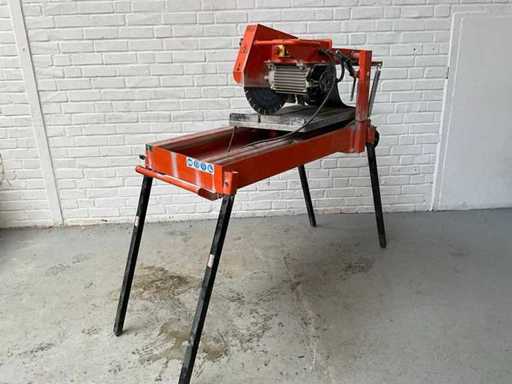 Masa de ferăstrău din zidărie Euro Shatal TS351-45