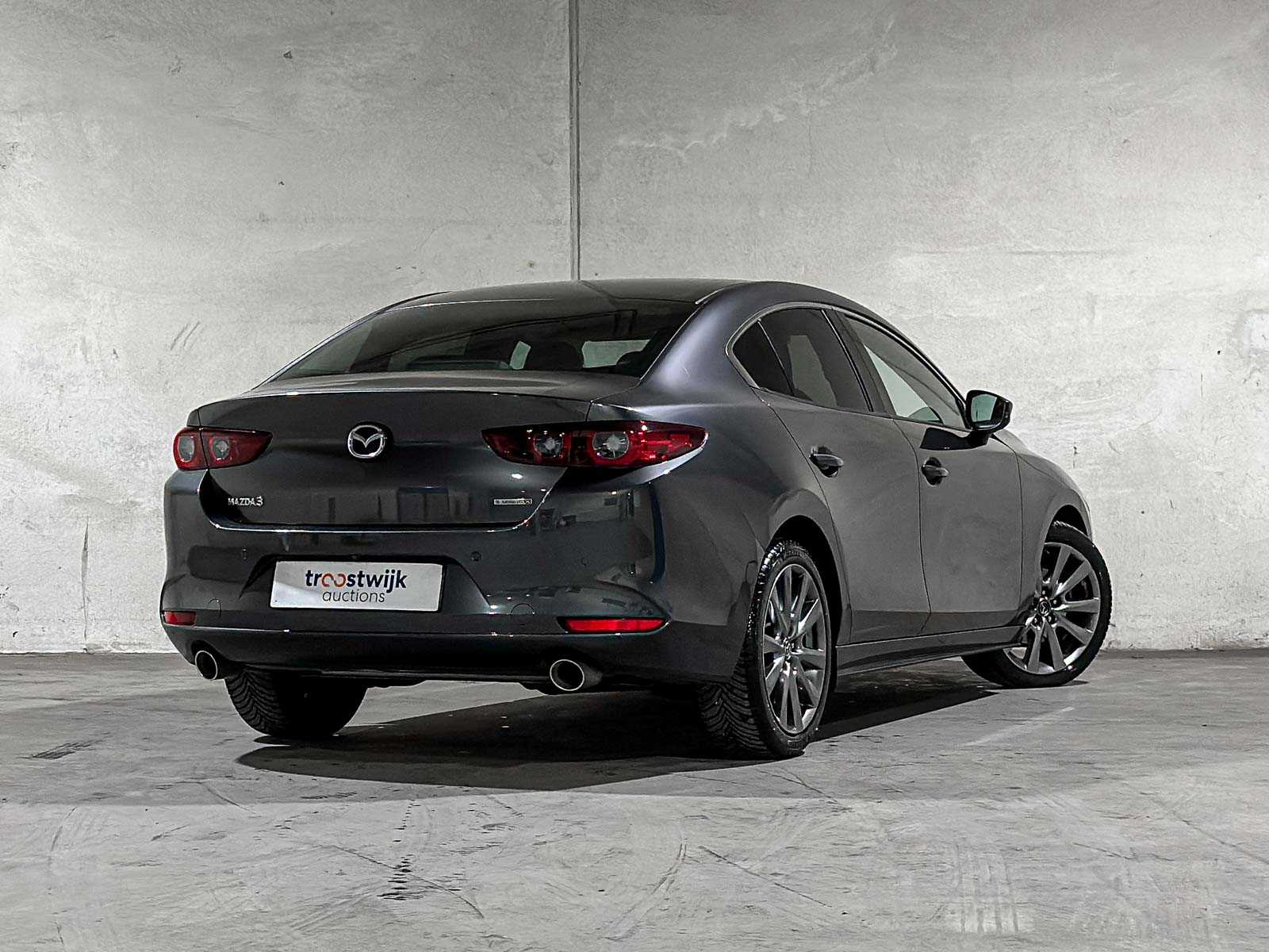 Mazda 3 2.0 e-SkyActiv-X M Hybrid 186 Luxury 186pk 2022 (Origineel-NL & 1 Eigenaar), R-001-LJ