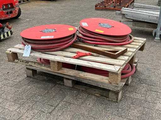 Various fire hose reels (4x)